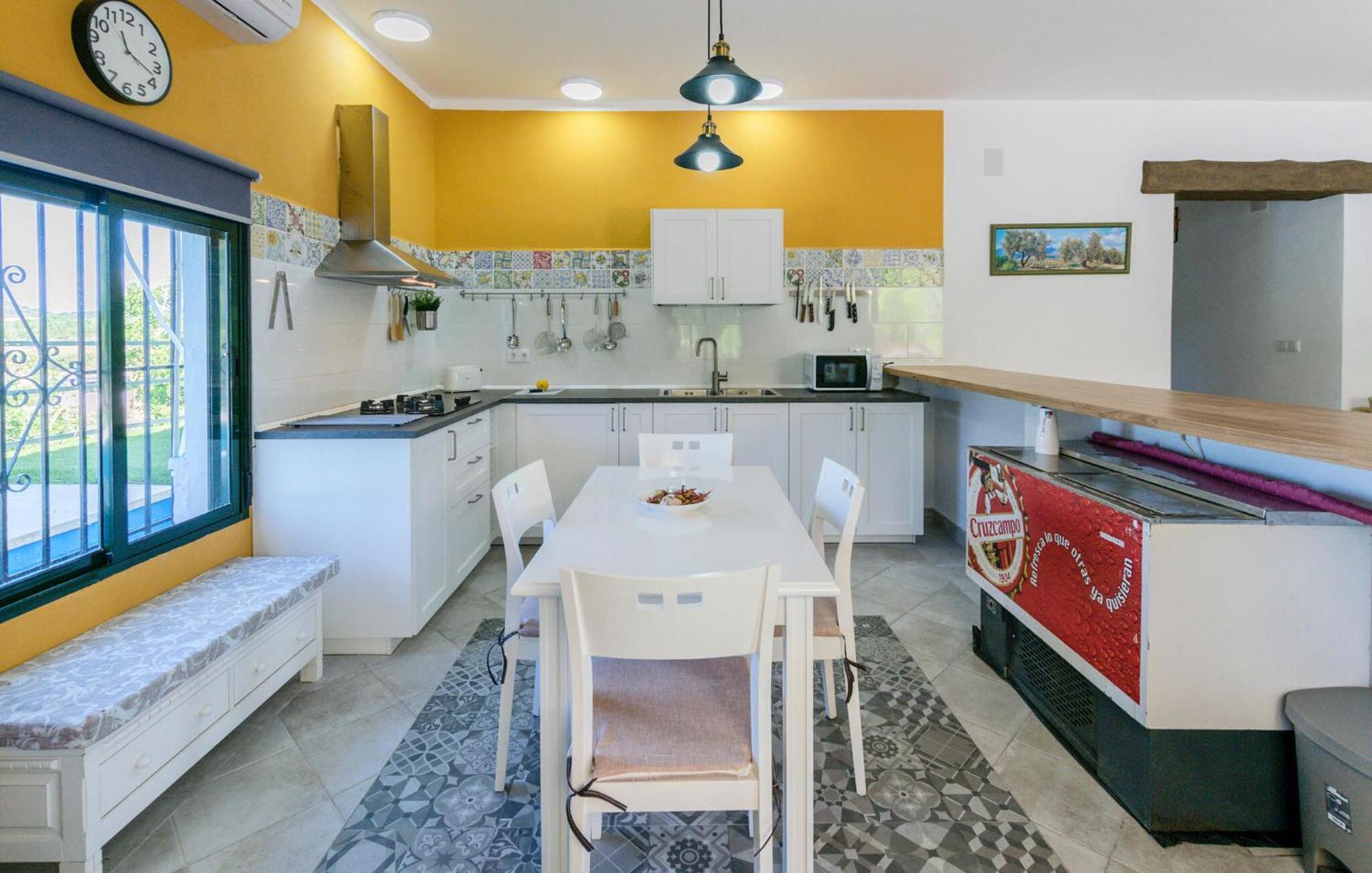 6 Bedroom Amazing Home In La Puebla De Los Infan La Puebla de los Infantes Eksteriør bilde